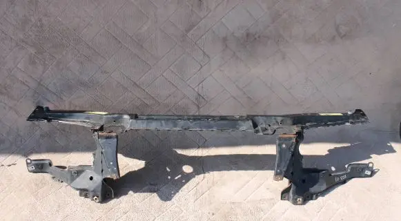 BMW X5 E53 Radiator support slam panel