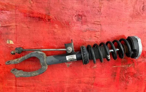 BMW 5 F10 F11 Front shock absorber/damper 6784014