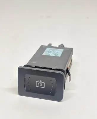 Volkswagen Golf IV Windscreen/window heater switch 1J0959621