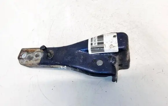 Honda Jazz Fender mounting bracket