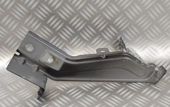 Smart ForFour II W453 Fender mounting bracket 631426182R