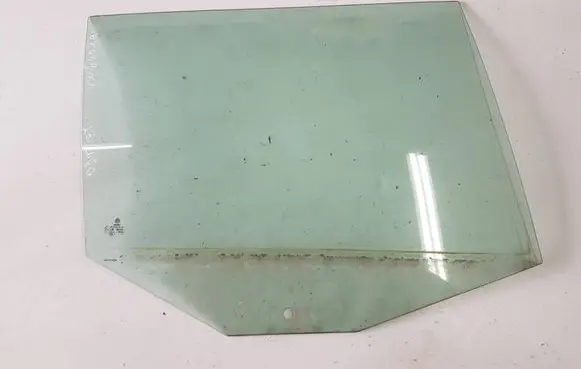 Volkswagen Golf VI Rear door window glass