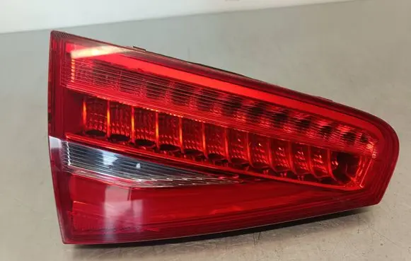 Audi A4 S4 B8 8K Tailgate rear/tail lights 8K5945093AC
