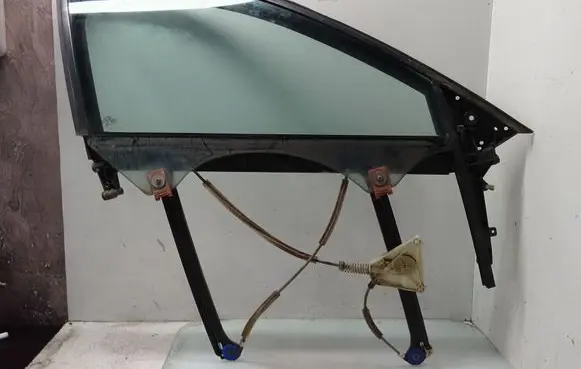 Audi A3 S3 8L Front door electric window regulator 43R001025