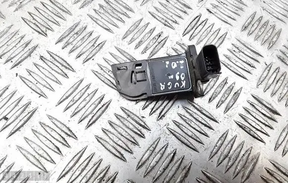 Ford Kuga I Mass air flow meter 7M5112B579