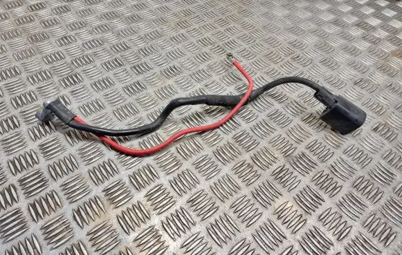 Volkswagen Golf VI Positive cable (battery) 1k0971228l
