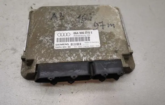 Audi A3 S3 8L Engine control unit/module 06A906019E 5WP432403