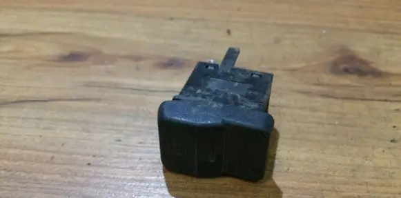 Volkswagen Transporter - Caravelle T4 Windscreen/window heater switch 535959621