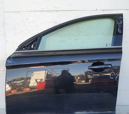 Volvo XC60 Front door