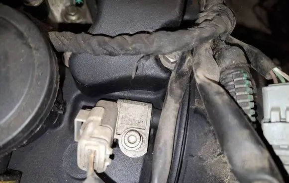 Peugeot 307 Camshaft position sensor 9645844080