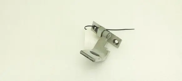 BMW Z4 E89 Front door lower hinge 7198395