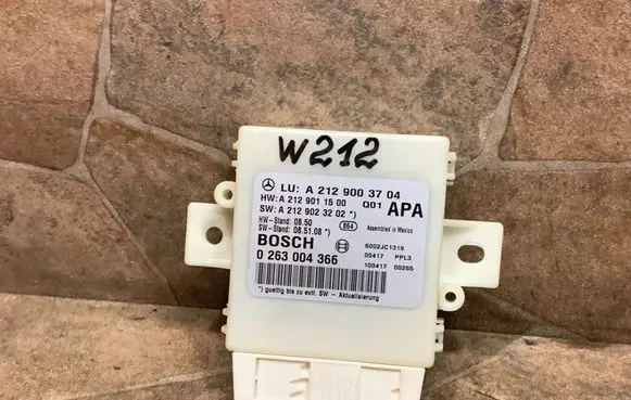 Mercedes-Benz E W212 Parking PDC control unit/module A2129003704