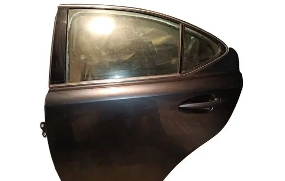 Rear door