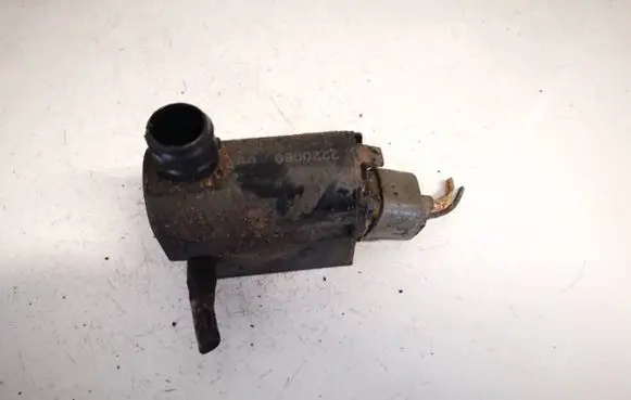 Hyundai Santa Fe Windscreen/windshield washer pump