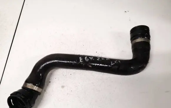 BMW 5 GT F07 Engine coolant pipe/hose 7789742