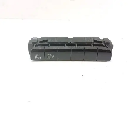 Mercedes-Benz Vito Viano W447 Parking (PDC) sensor switch A4479050802