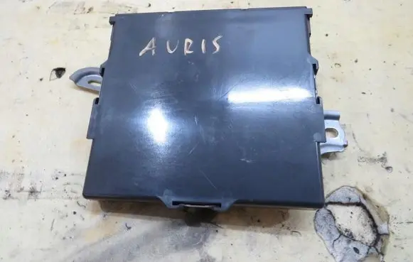 Toyota Auris E180 Engine start stop button switch 89261-02050