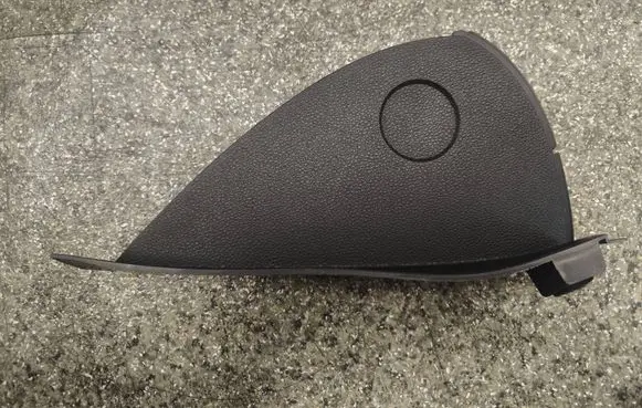 BMW 1 E81 E87 Dashboard side end trim 9124922 11242010 R2A107474