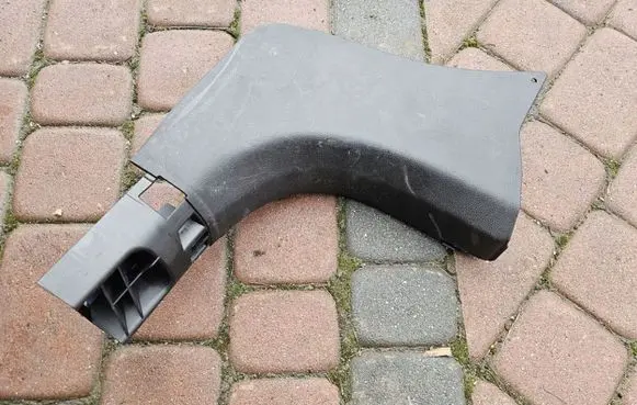 Renault Megane IV Other sill/pillar trim element 768368069R