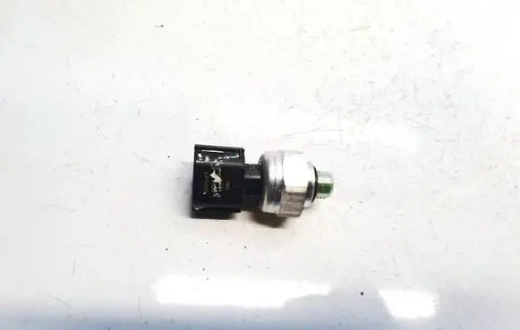 Mazda CX-30 Air conditioning (A/C) pressure sensor 92acp813