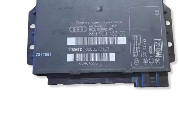 Audi A4 S4 B7 8E 8H Comfort/convenience module 8E0959433CQ