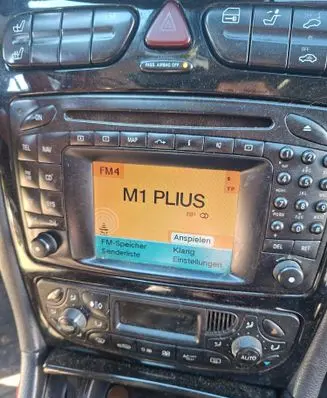 Mercedes-Benz CLK A209 C209 Radio/CD/DVD/GPS head unit 7612001530 A2038275242