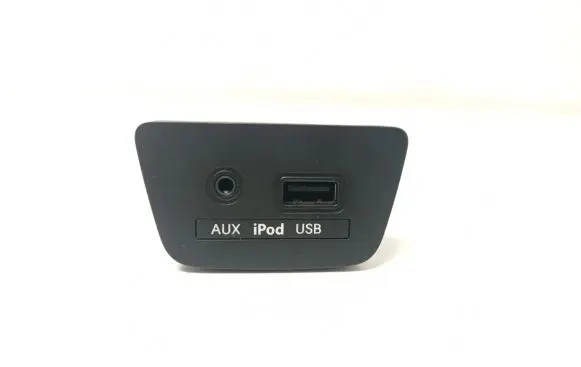 Hyundai i30 USB socket connector 96120A5000