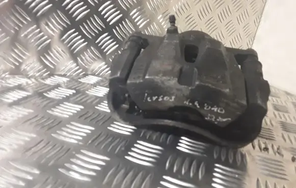 Toyota Verso-S Front brake caliper