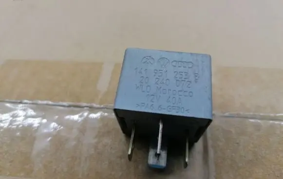 Skoda Superb B5 (3U) Other relay 141951253B