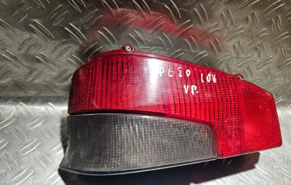 Peugeot 106 Rear/tail lights 2186G RS11AF