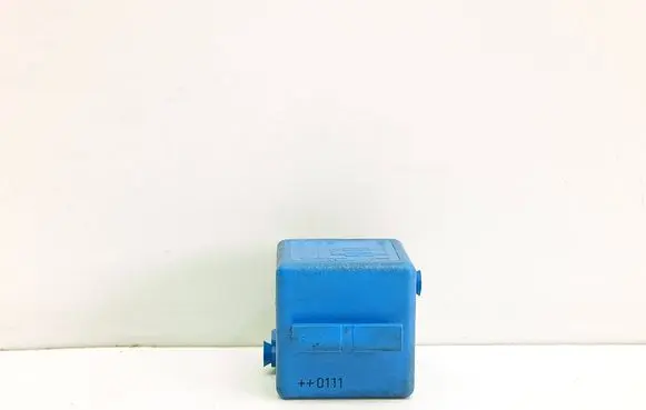 BMW 5 E39 Other relay 6915327