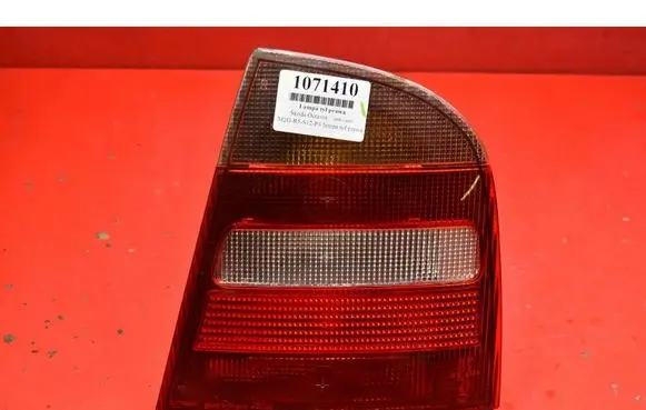 Skoda Octavia Mk1 (1U) Rear/tail lights 1U6945096
