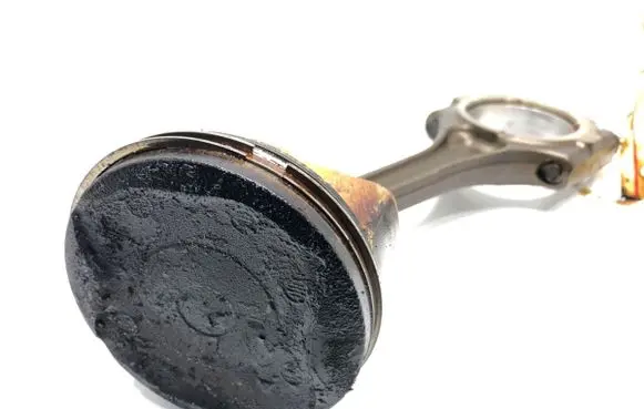 Lexus CT 200H Piston with connecting rod 
