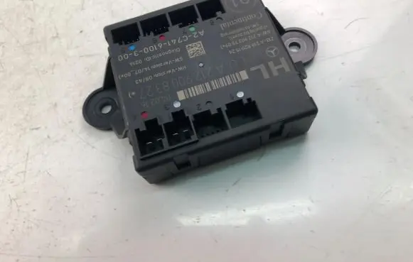 Mercedes-Benz E C207 W207 Other control units/modules A2129008327