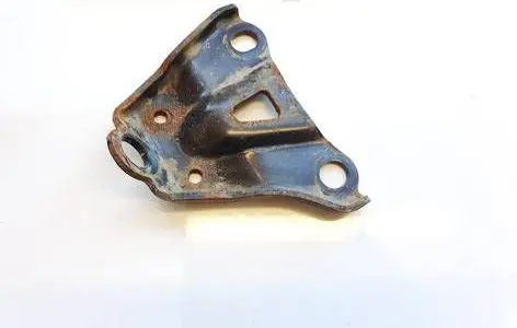 Honda FR-V Engine mounting bracket