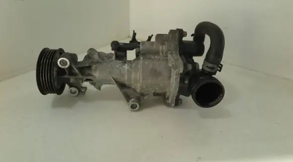 Mercedes-Benz B W246 W242 Water pump A2702000401
