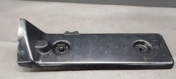 Mercedes-Benz 190 W201 Tail light bulb cover holder