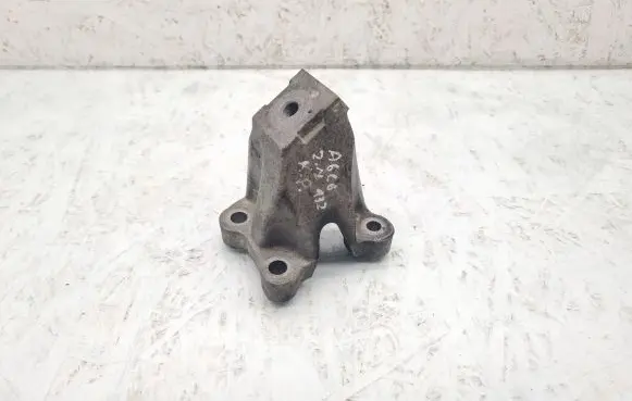 Audi A6 S6 C6 4F Engine mounting bracket 4F0199307AA