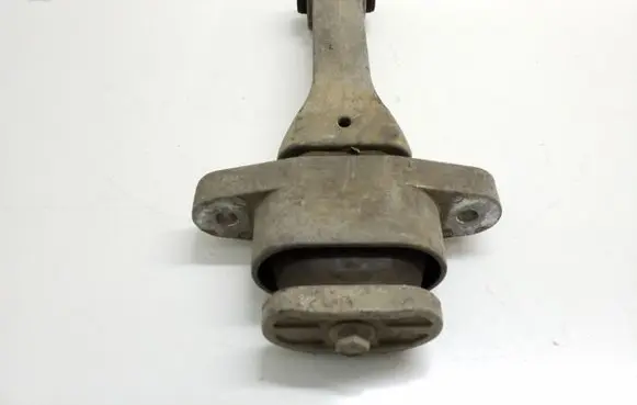 Hyundai ix35 Engine mount bracket 13G16A01560