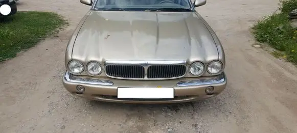 Jaguar XJ X308 Under headlight/headlamp trim 