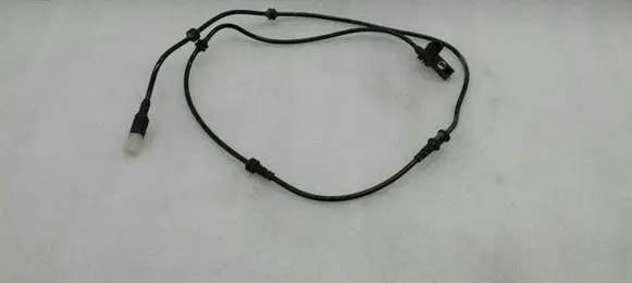 Mercedes-Benz CLA C117 X117 W117 ABS brake wheel speed sensor A2465408213