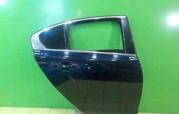 Jaguar XE Rear door PRAWE