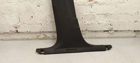 Audi A3 8Y (B) pillar trim (bottom) 8y0867239