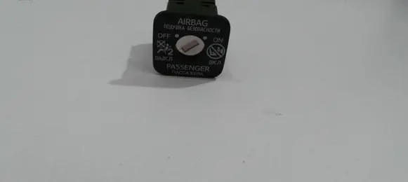 Lexus IS III XE30 Passenger airbag on/off switch 