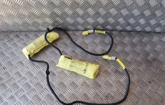 Toyota Corolla Verso AR10 Seat airbag 7392005040 7392005040B 7391005040