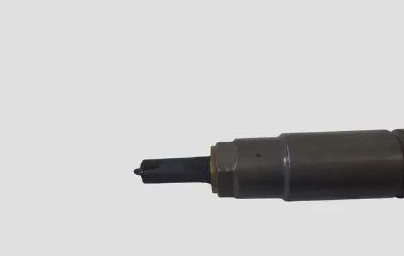 Volvo V40 Fuel injector 31303238 0445116046