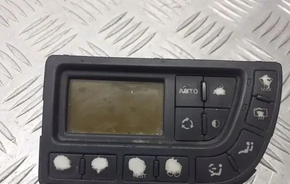 Citroen C4 Grand Picasso Central console control unit 9650868977