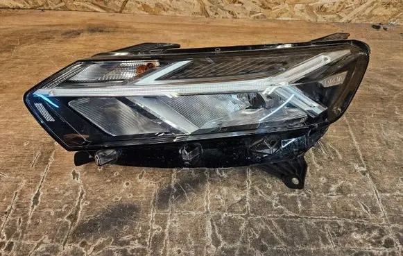 Dacia Sandero III Headlight/headlamp 260607161R