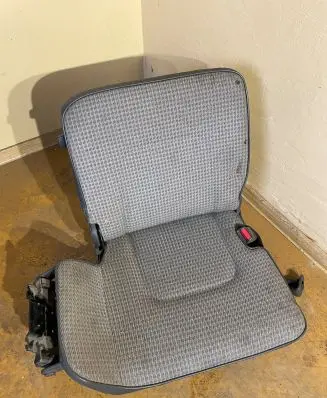 Mitsubishi Pajero Third row seats 