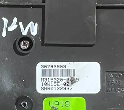 Volvo V70 Climate control unit 30782903